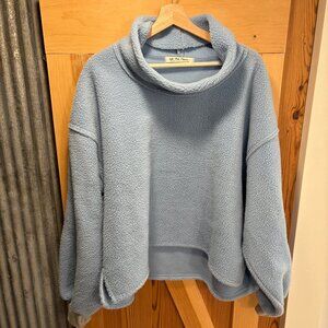 We The Free Fleece Pullover – Size M